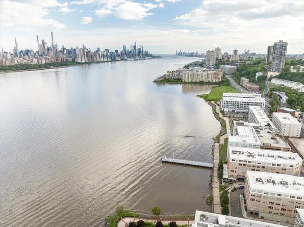 9 Somerset Lane image 43 of 46