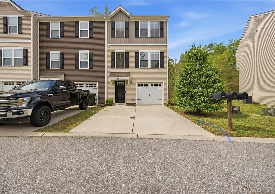 1st image of 901 Lakeview Cv