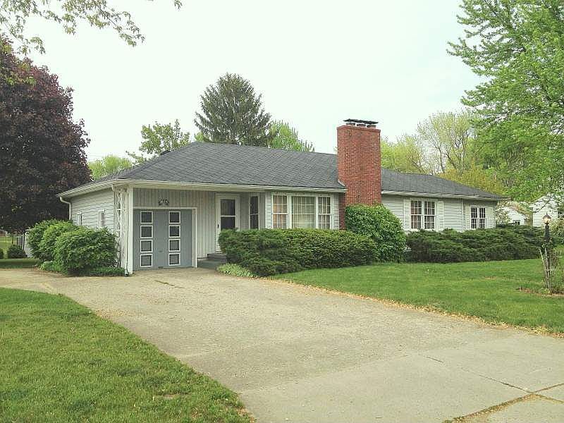 1st image of 3604 N Janney Ave