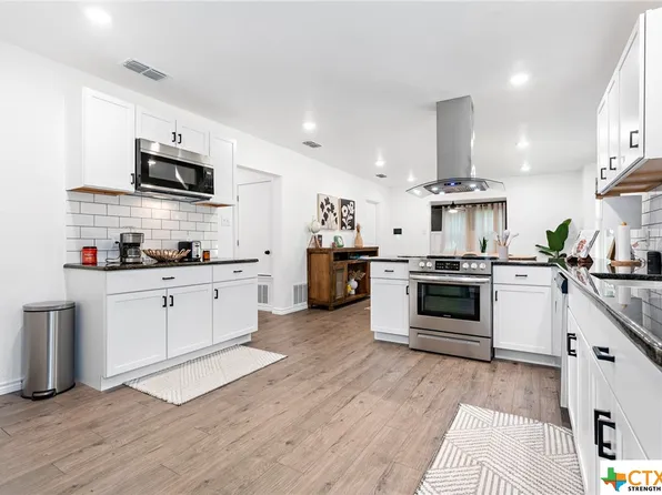 919 N 7th St, Temple, TX 76501