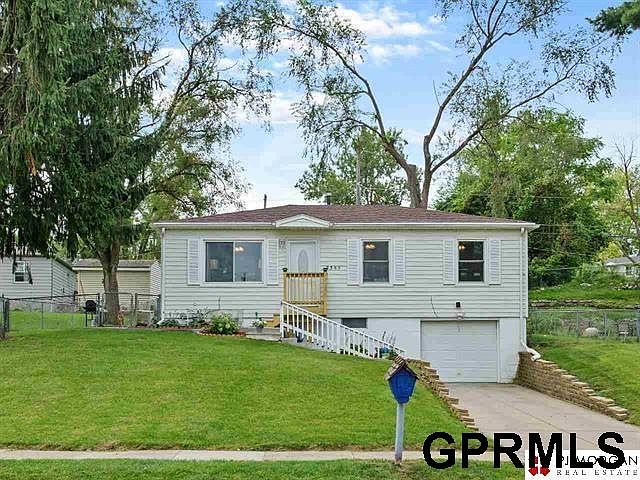 1st image of 2305 Emiline St