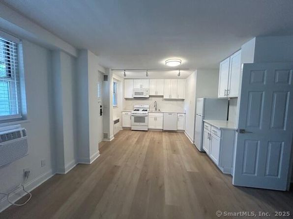 93 Morgan St #1B