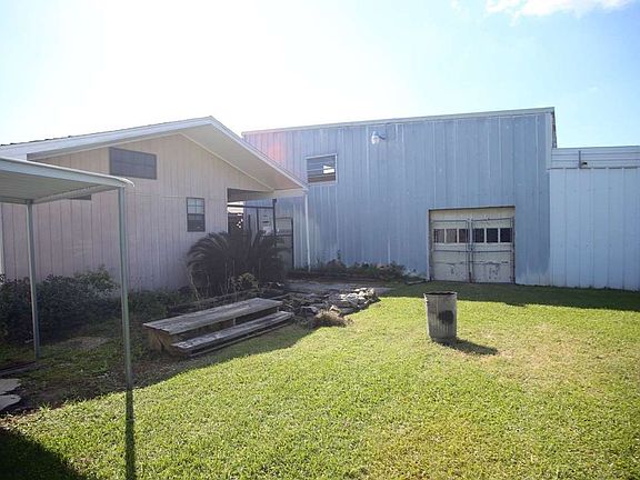3rd image of 4320 9th Ave