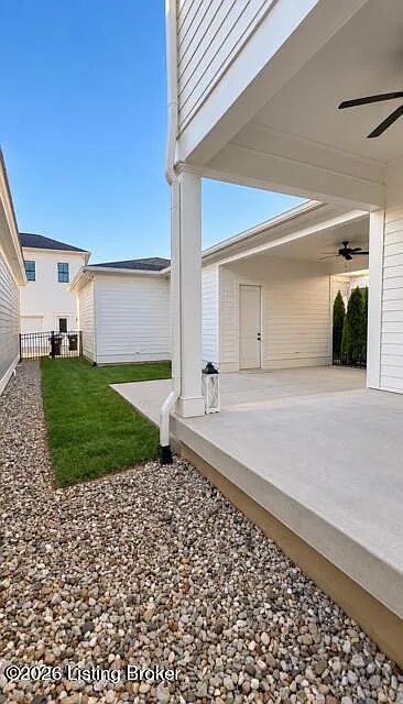 4 bed, 3.5 bath, 3382 sqft, $5,500 — Photo 2