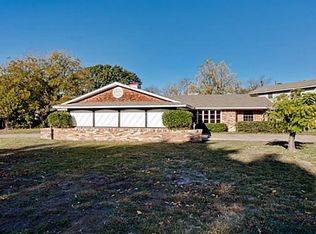 9555 Vinewood Dr, Dallas, TX 75228