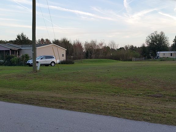 4th image of 4351 Portage Dr