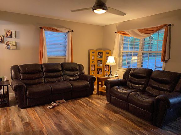 4th image of 1024 Sunshine Ln