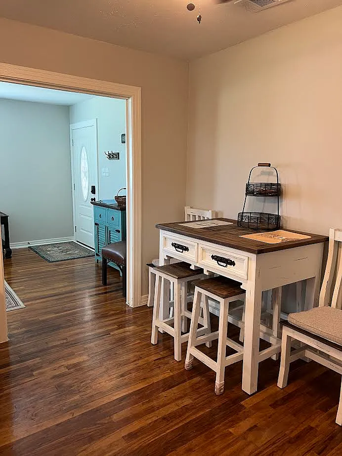 3 bed, $1,750 — Photo 4