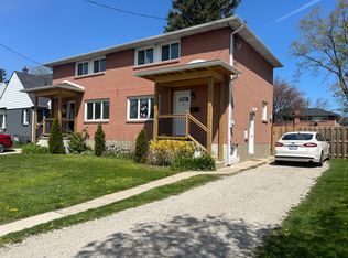 1102 Exmouth St, Sarnia, ON N7S 1W3
