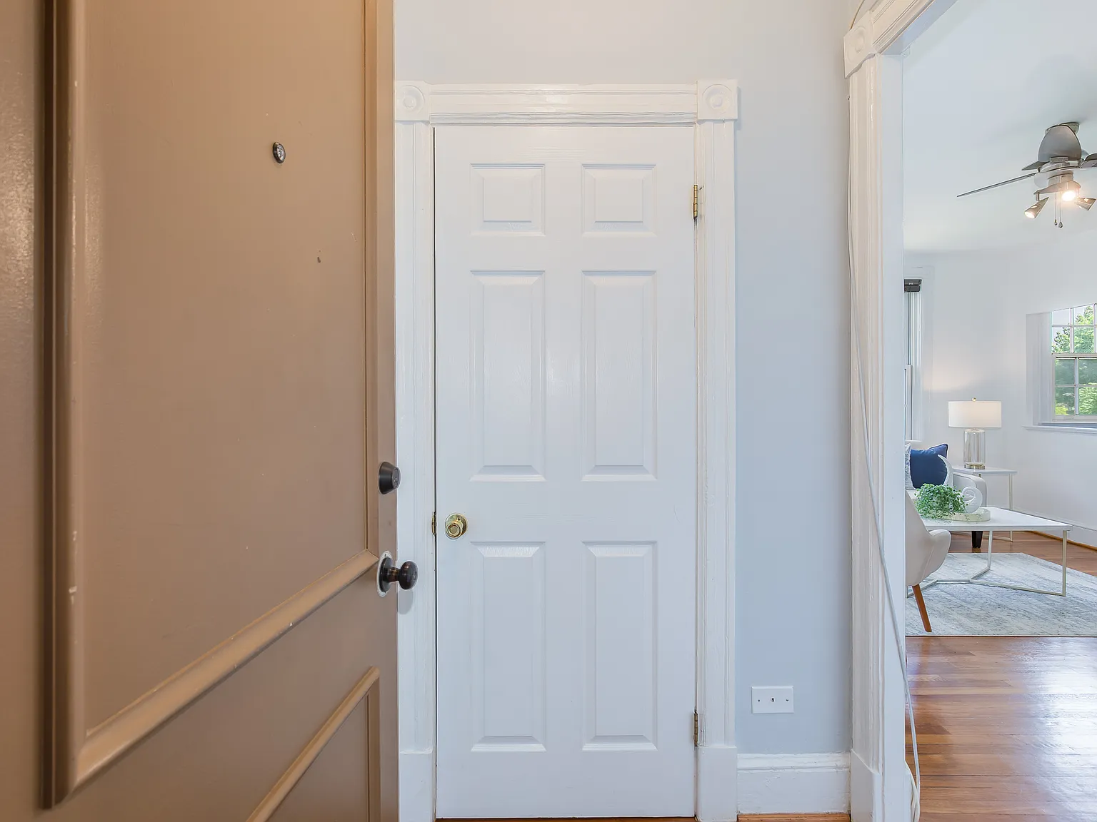 1 bed, 604 sqft, $2,100 — Photo 4