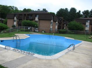 581 Crown St APT 71, Meriden, CT 06450