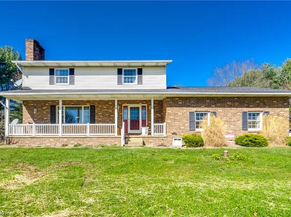 431 Manning Rd, Mogadore, OH 44260