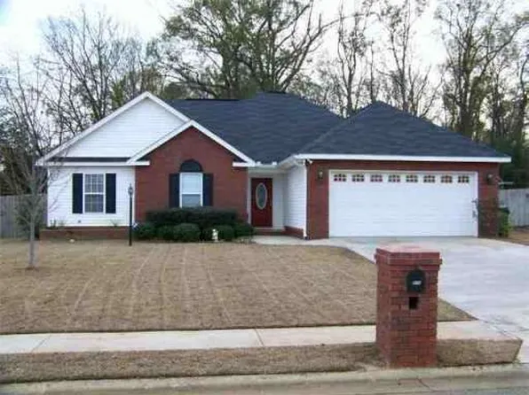 611 Sark Dr, Warner Robins, GA 31088
