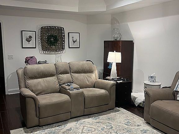 3rd image of 23 Taylor Way