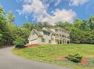 43 Brer Fox Ridge Rd, Hiawassee, GA 30546