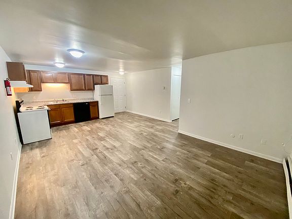 5th image of 510 N Congress St APT 4