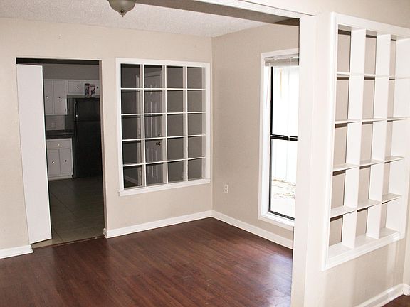 5th image of 7913 Linda Joyce Dr