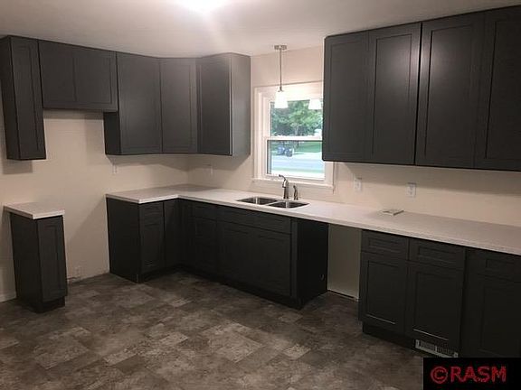 5th image of 1203 N Washington Ave