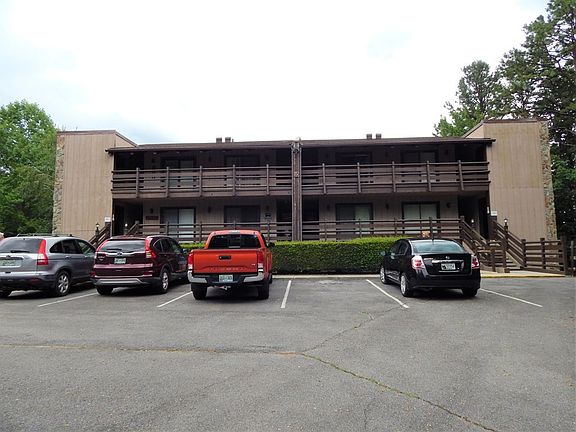 2nd image of 1081 Cove Rd #U1024