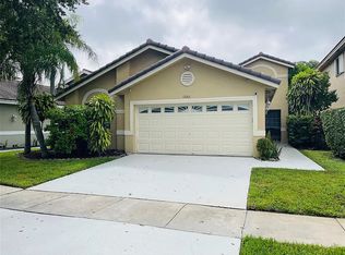17682 SW 5th St, Hollywood, FL 33029