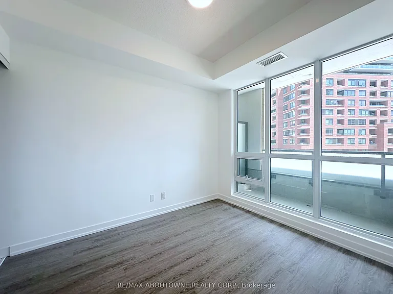 25 Kitney Dr #305 — Photo 6