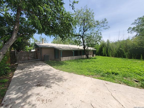 4th image of 171 MELLIFF DR