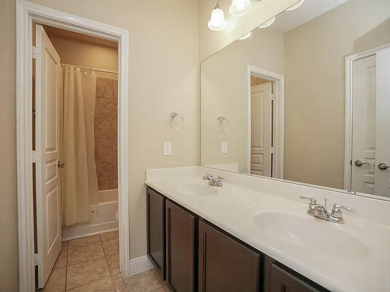28515 Pleasant Forest Dr — Photo 26