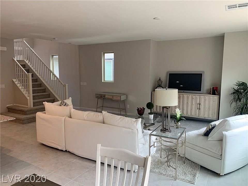 1st image of 85 Desert Palm Dr