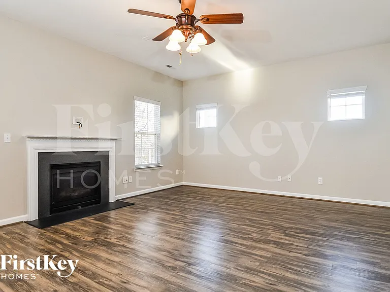 6465 Flintlock Ct — Photo 3