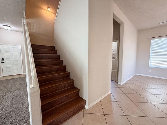 4th image of 2513 Milagro Ridge Ct NE