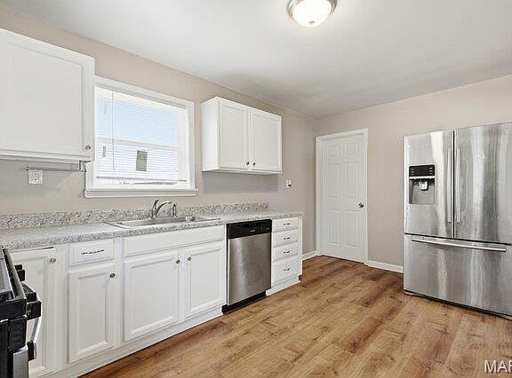 3rd image of 1444 Kathleen Dr