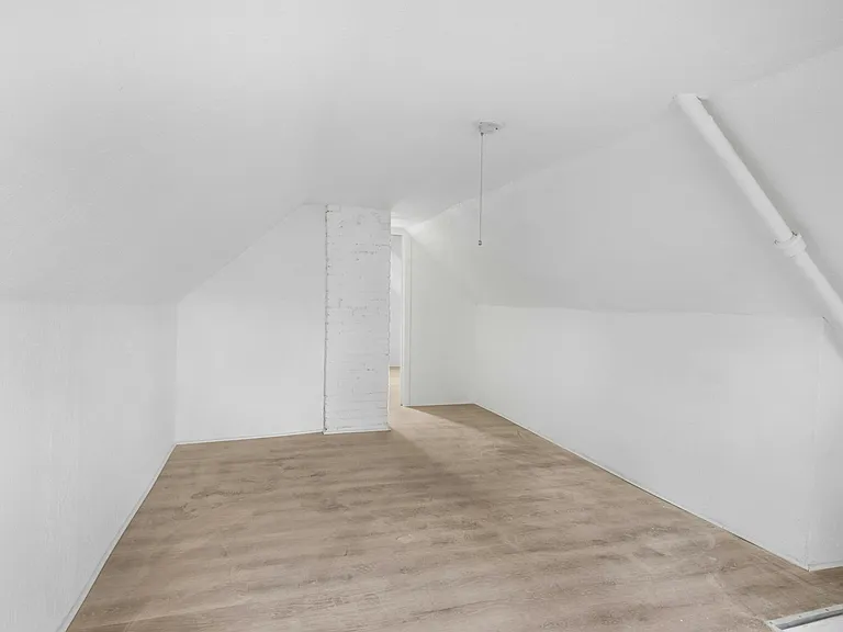 10413 Mount Auburn Ave #B — Photo 12