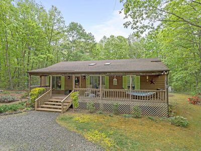 1181 Three Chopt Rd, Kents Store, VA, 23084