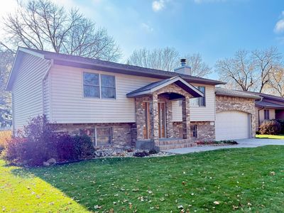 605 E 14th Ave, Mitchell, SD, 57301