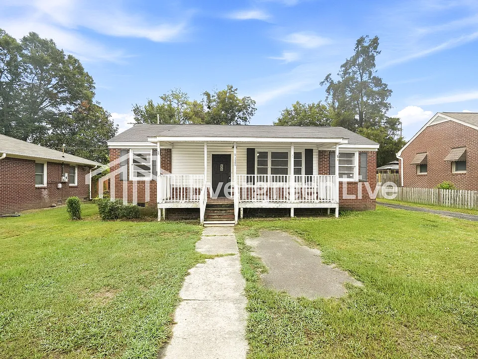 1505 Granby Rd