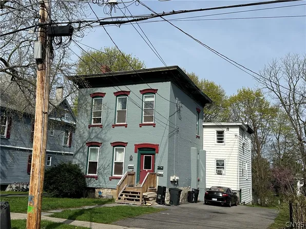 12 Easterly Ave, Auburn, NY 13021