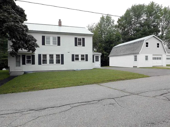 22 James Street, Farmingdale, ME 04344