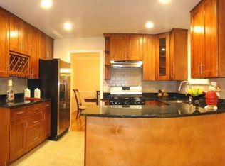 8605 Kenilworth Dr, Springfield, VA 22151