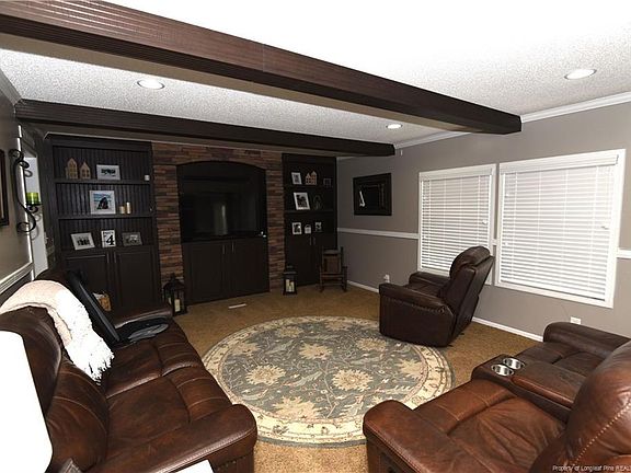 2nd image of 860 Ambrose Dr