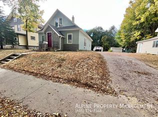 743 S 3rd Ave, Sioux Falls, SD 57104