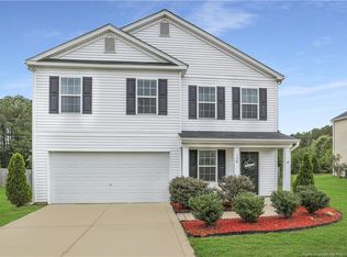 130 Botanical Ct, Bunnlevel, NC 28323