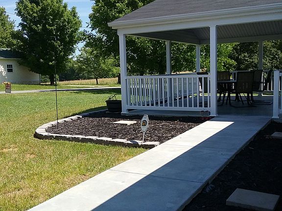 New sidewalk