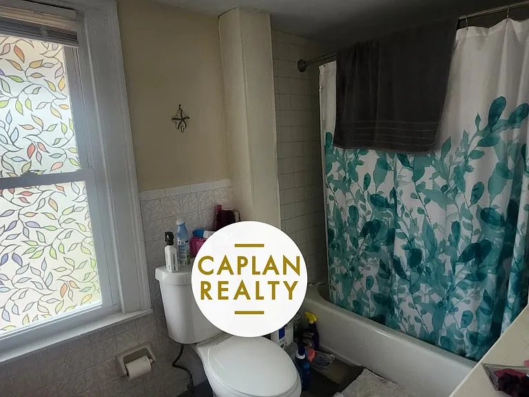 92 Townsend Ave #2F — Photo 8