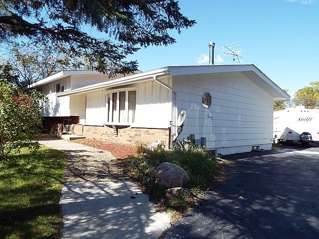 3 Bedroom Bi-Level Ranch