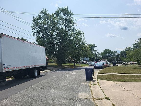 4th image of 27 Hummel Dr