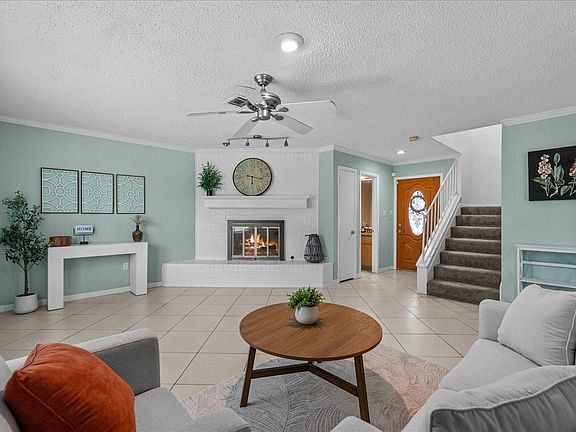 5th image of 4514 Albatross Dr