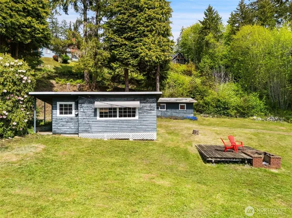 155 N Terrace Road, Hoodsport, WA 98548