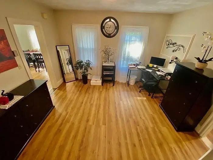1st image of 34 Baxter Ave Unit 34