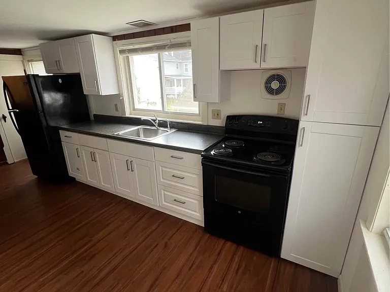 349 Skylark Way #2 — Photo 3