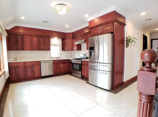 4826 206th St #2, Oakland Gardens, NY 11364